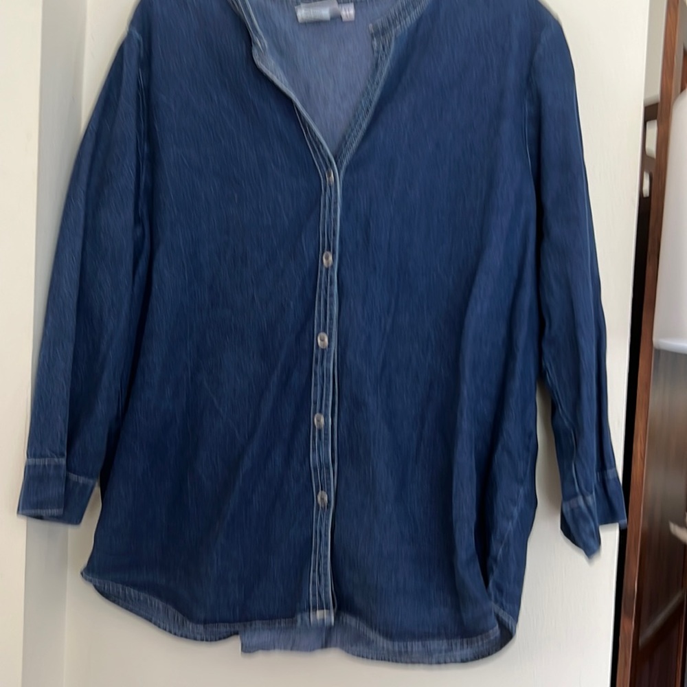 Hot Cotton denim top